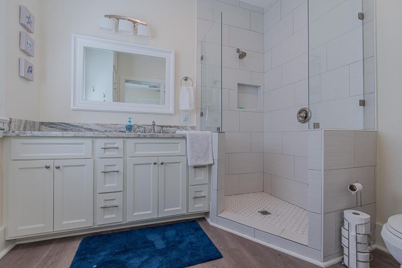 Uptown Cottage Newly Updated Home Near The Strand Galveston Harbor And Utmb Buitenkant foto