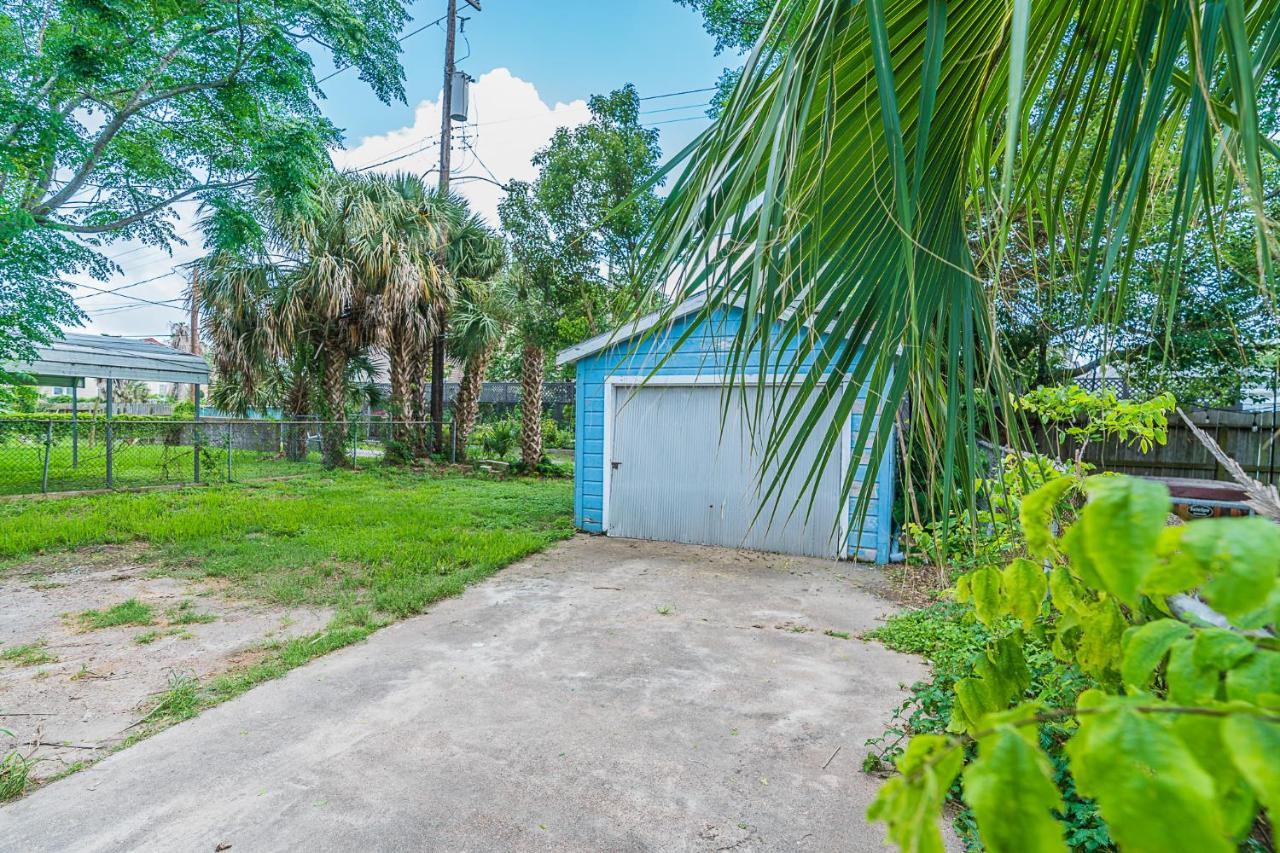 Uptown Cottage Newly Updated Home Near The Strand Galveston Harbor And Utmb Buitenkant foto