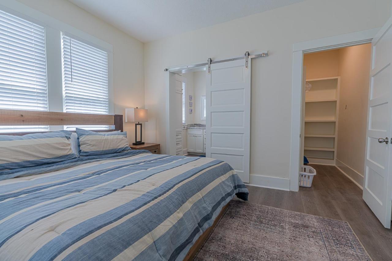 Uptown Cottage Newly Updated Home Near The Strand Galveston Harbor And Utmb Buitenkant foto